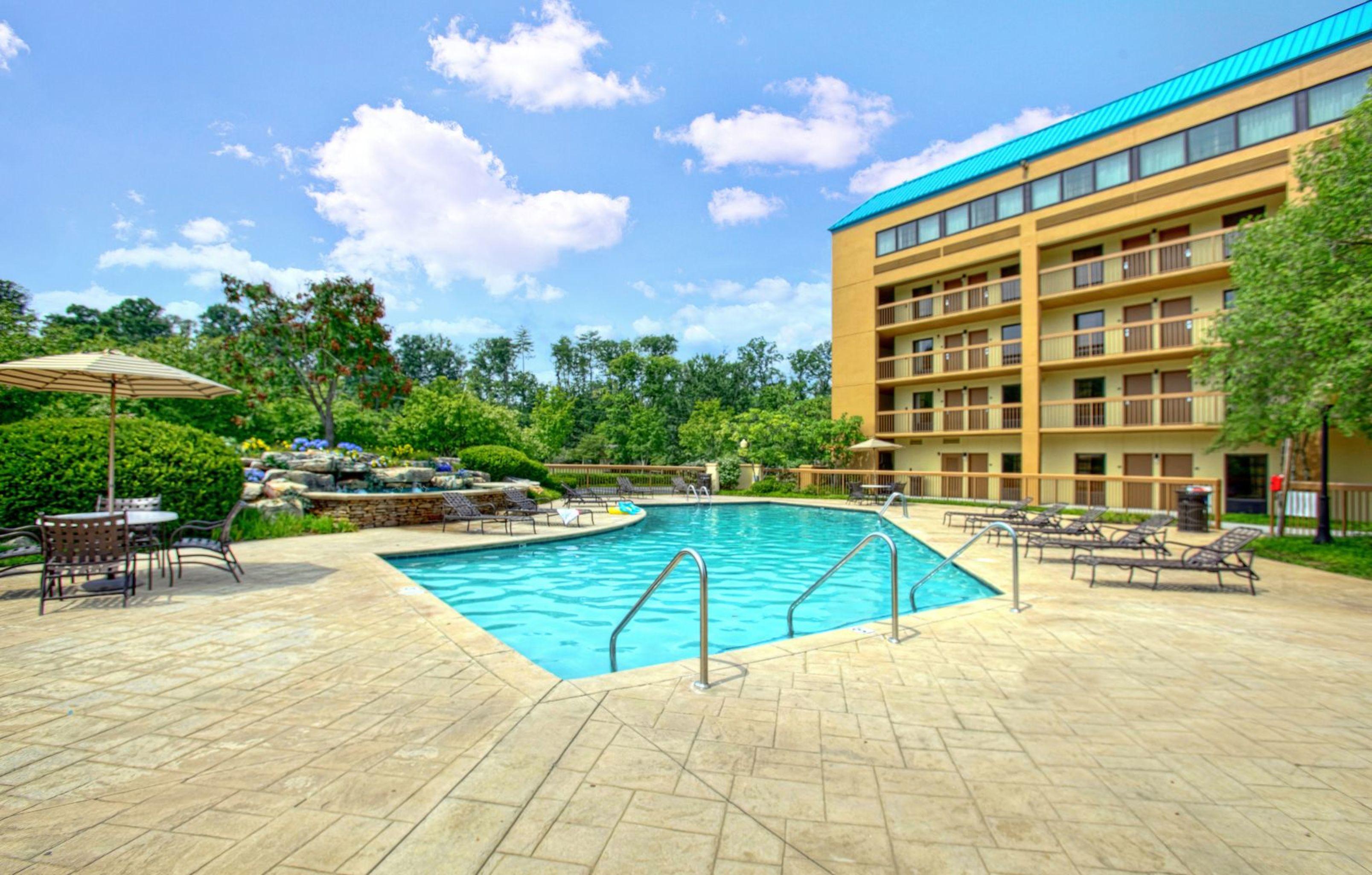 Quality Inn Near The Island Pigeon Forge Exterior foto