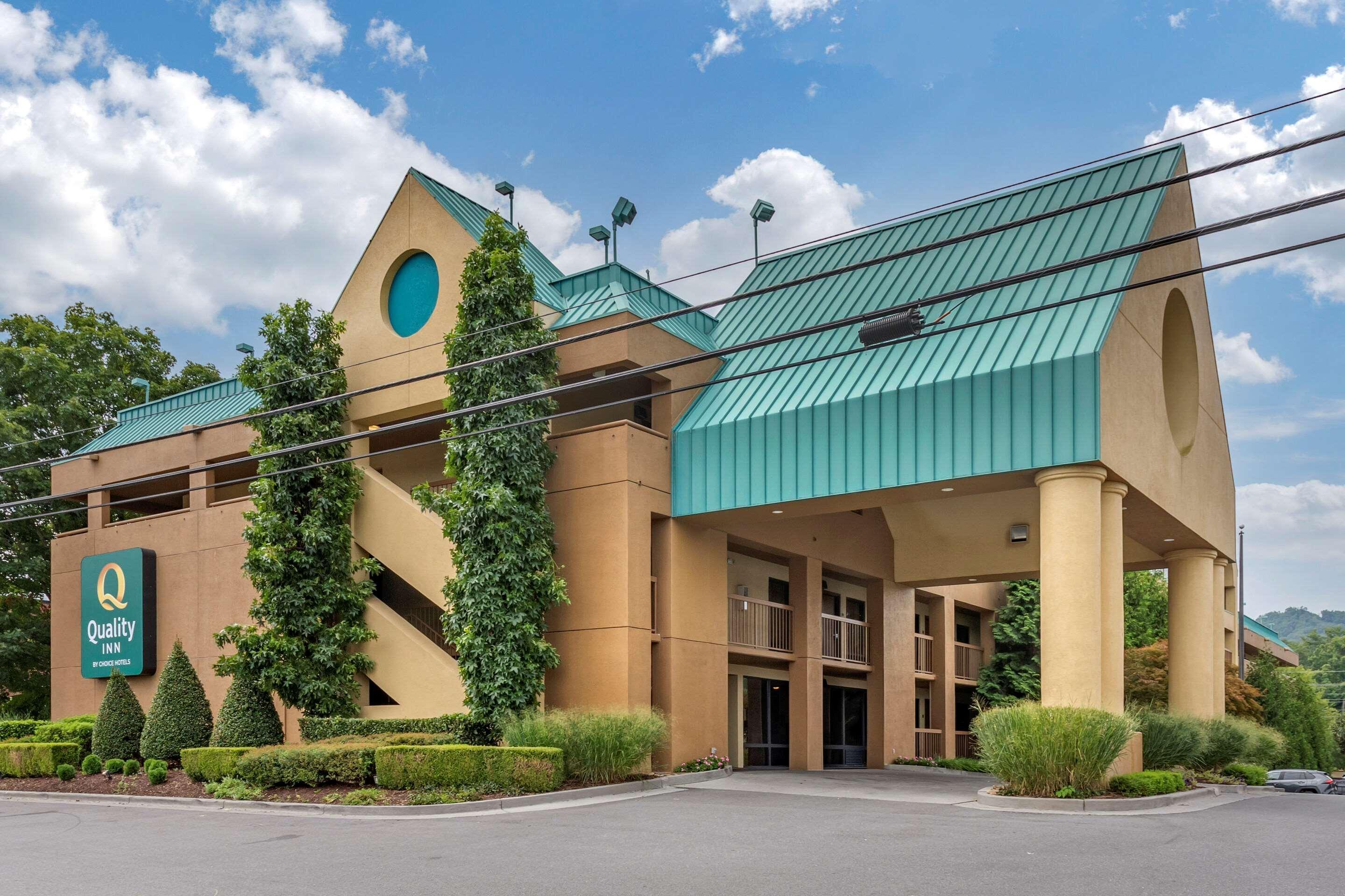 Quality Inn Near The Island Pigeon Forge Exterior foto