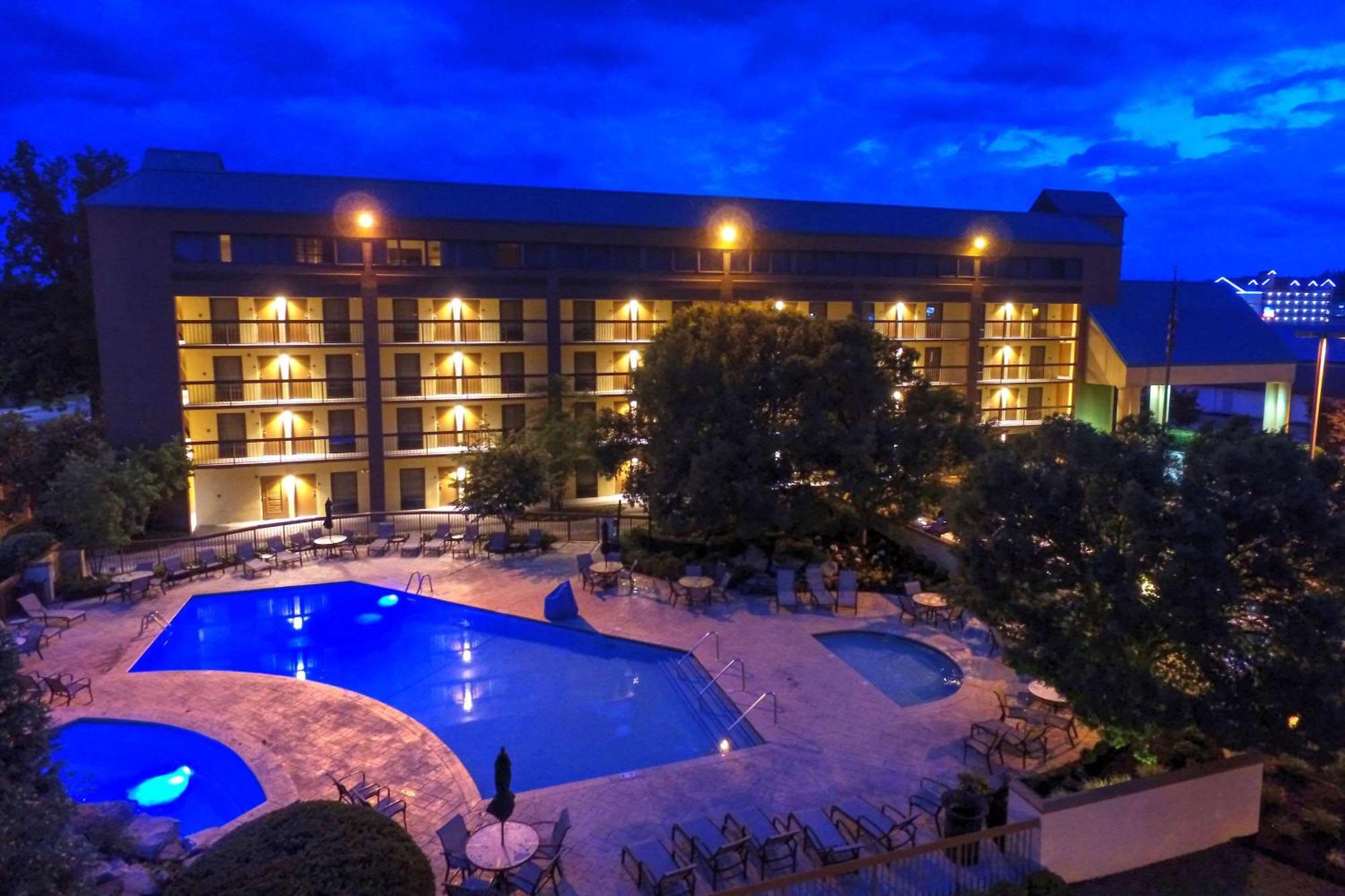 Quality Inn Near The Island Pigeon Forge Exterior foto