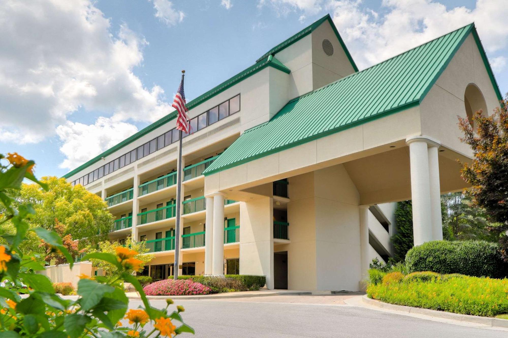 Quality Inn Near The Island Pigeon Forge Exterior foto